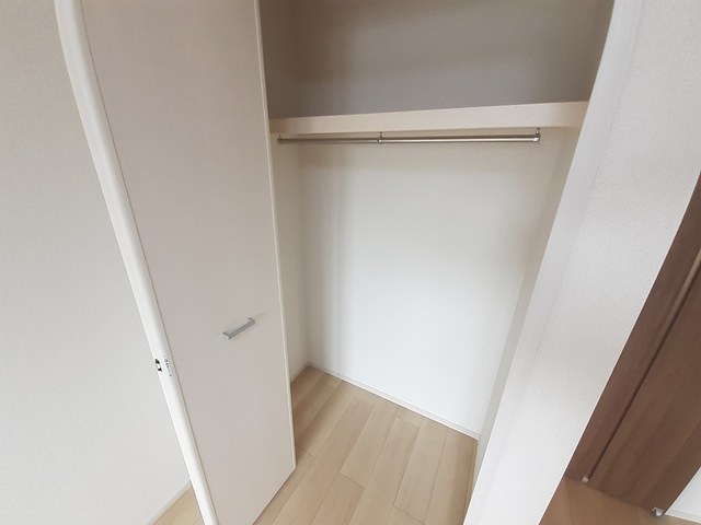 アンジュ　ド　ボヌール　香里園 収納