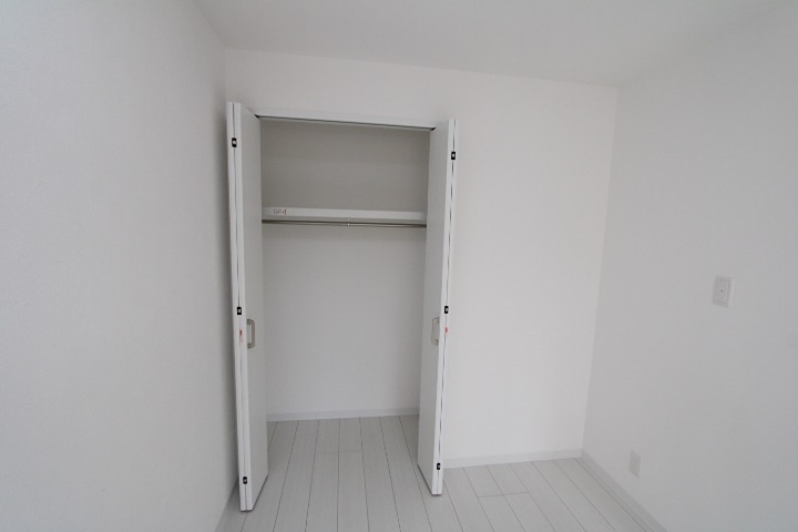 EIJU牧野駅前B 収納
