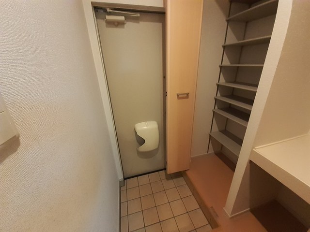 サンリット　ハウス 玄関