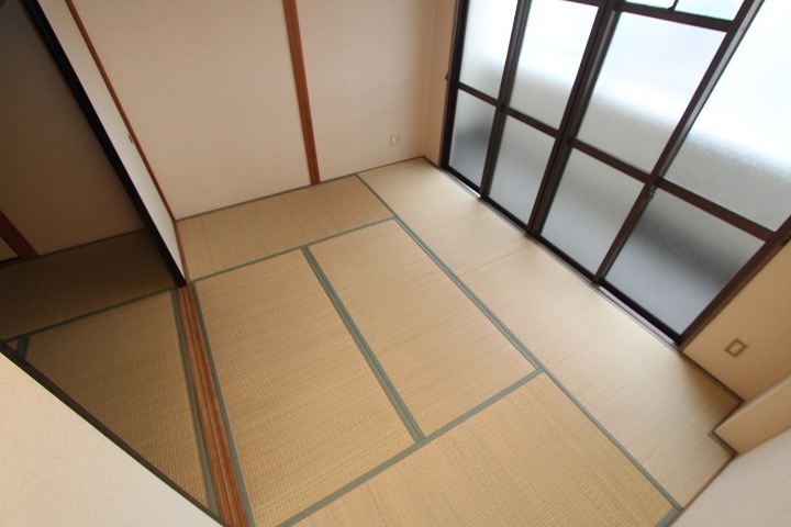 香里大西第一ビル ベッドルーム