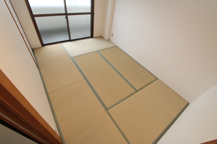 香里大西第一ビル ベッドルーム