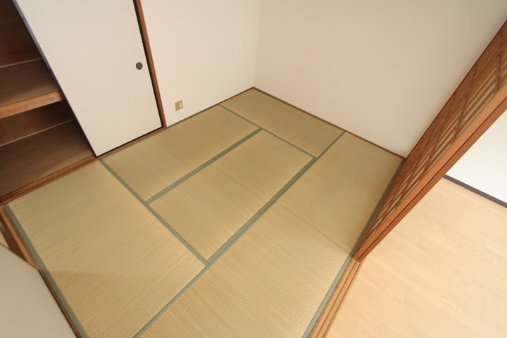 香里大西第２ビル 収納