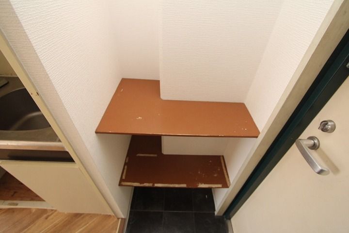 テラスエスト枚方 収納