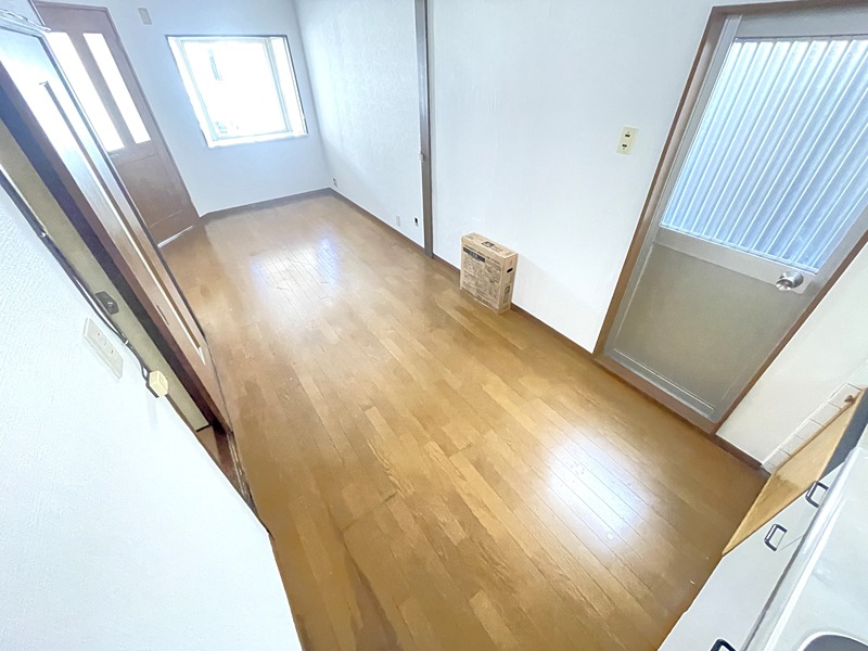 寝屋川市河北中町36-19　貸家 リビング