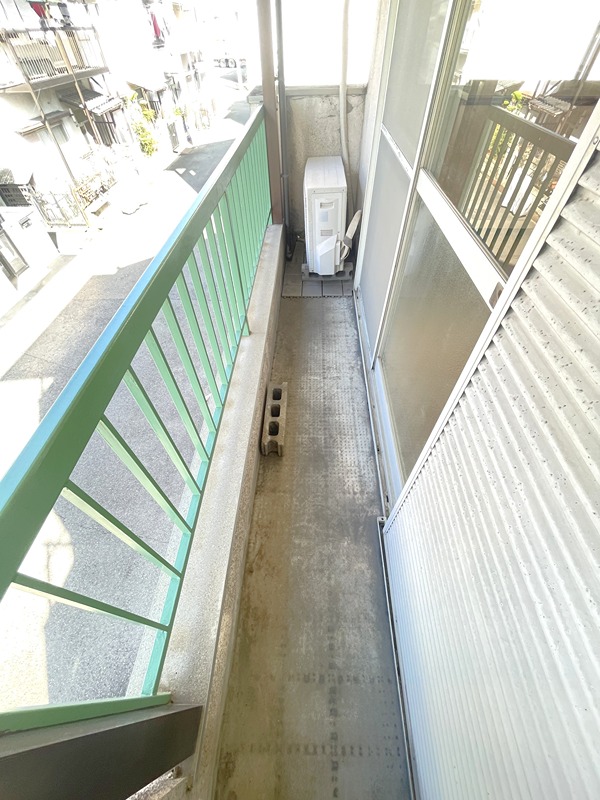 寝屋川市河北中町36-19　貸家 ベランダ