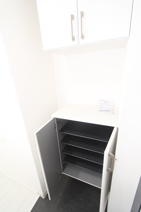 D porta annex 収納