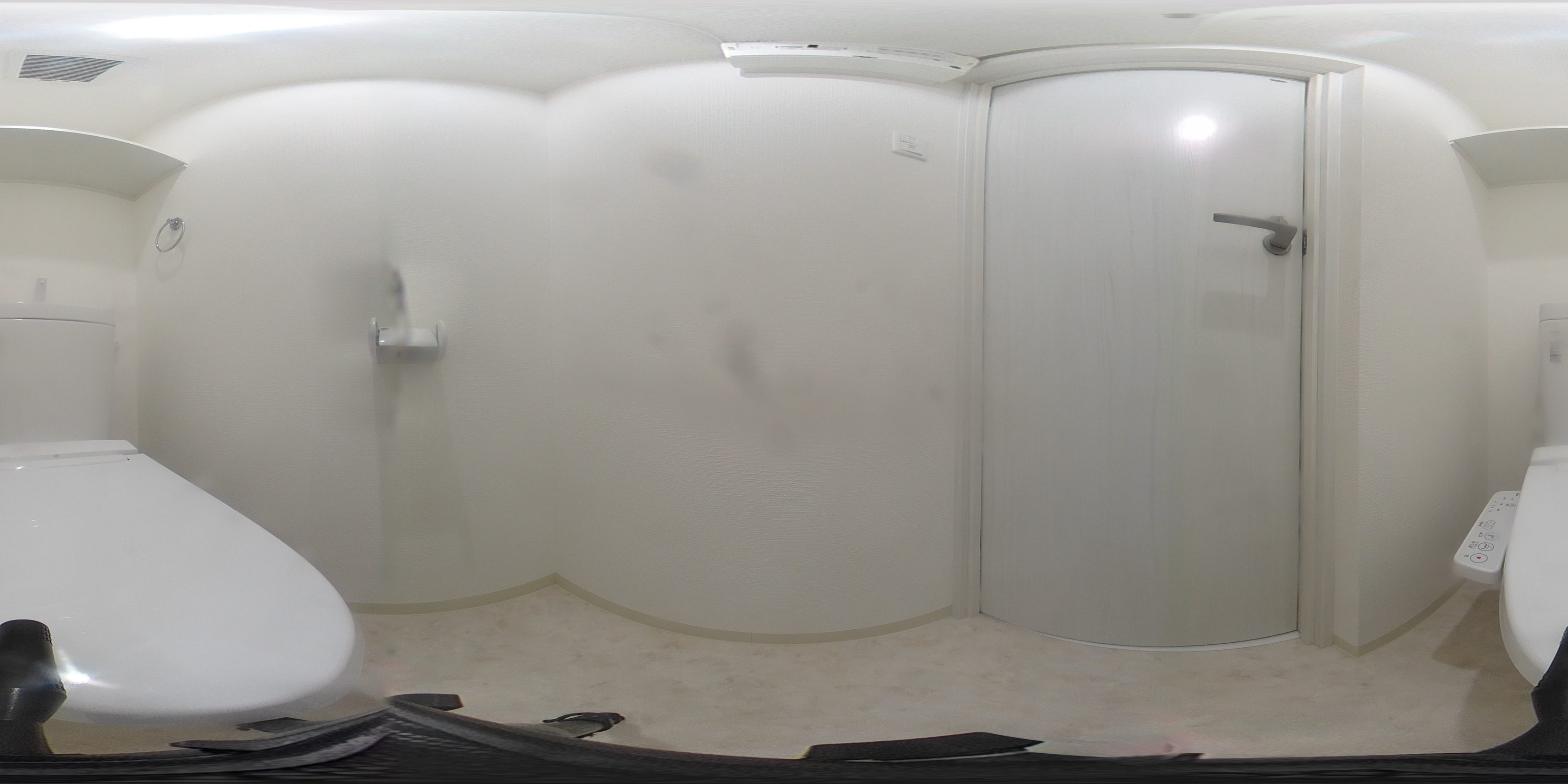 D porta annex トイレ