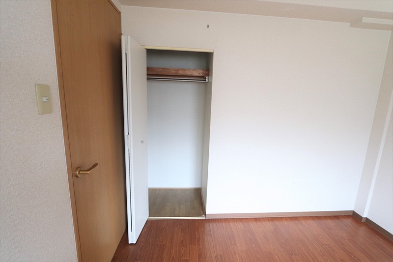 プレザント枚方 収納