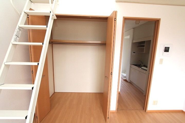 コンフォートビレッジ A 収納