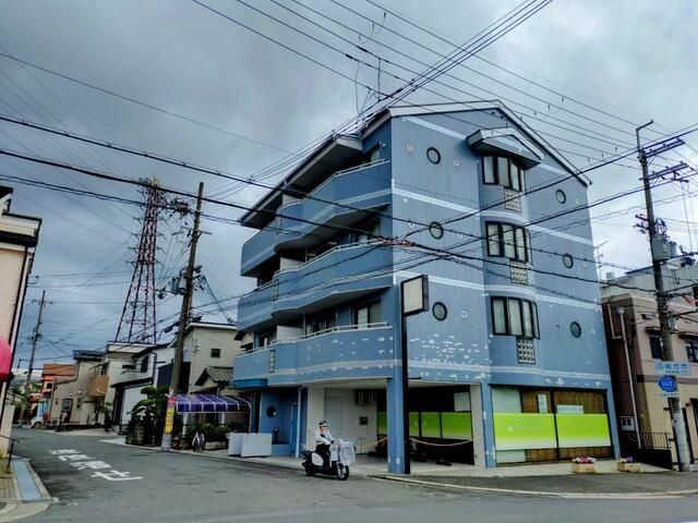 メゾンアルパ 外観