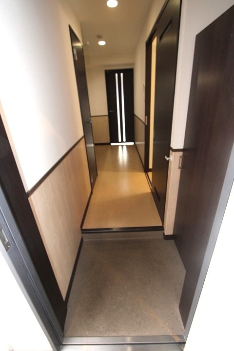サンドール十二番館 玄関