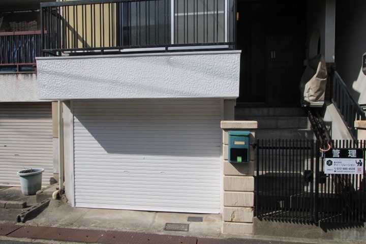 山之上北町3-7　貸家 駐車場