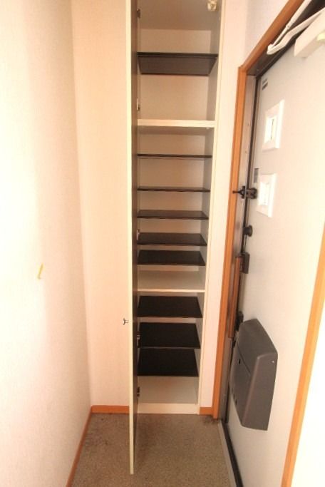 エルツイン　Ａ 収納