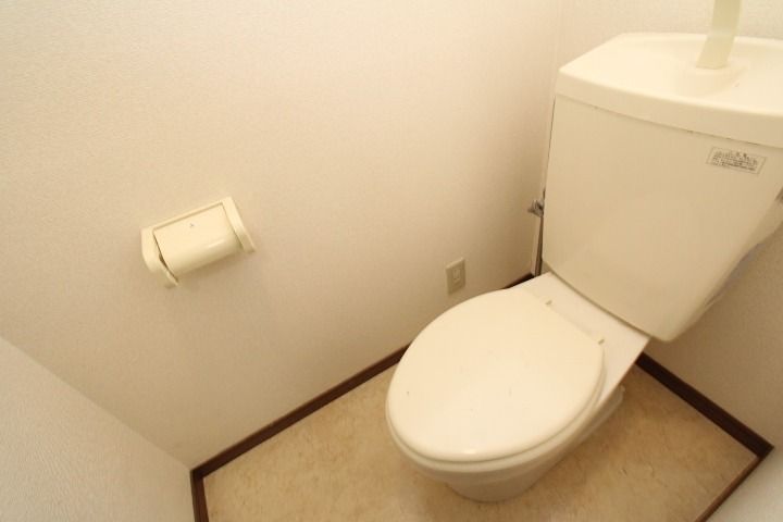アンプルール モンターニュ トイレ