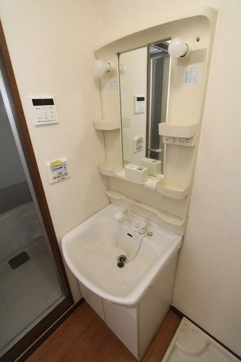 アンプルール モンターニュ 洗面所
