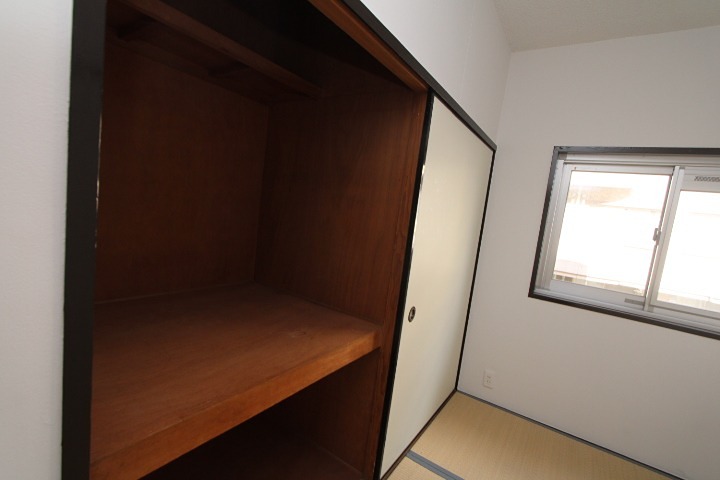枚方ハイツ2号棟 収納