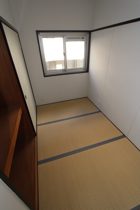 枚方ハイツ2号棟 ベッドルーム