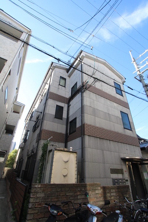 ＦＯＲＥＳＴ２１ 外観