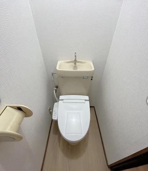 渚東町40-3　テラスハウス トイレ