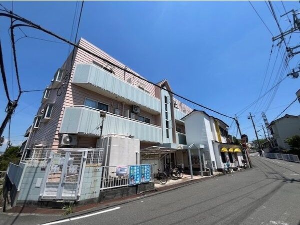 シャルマンなびか 外観