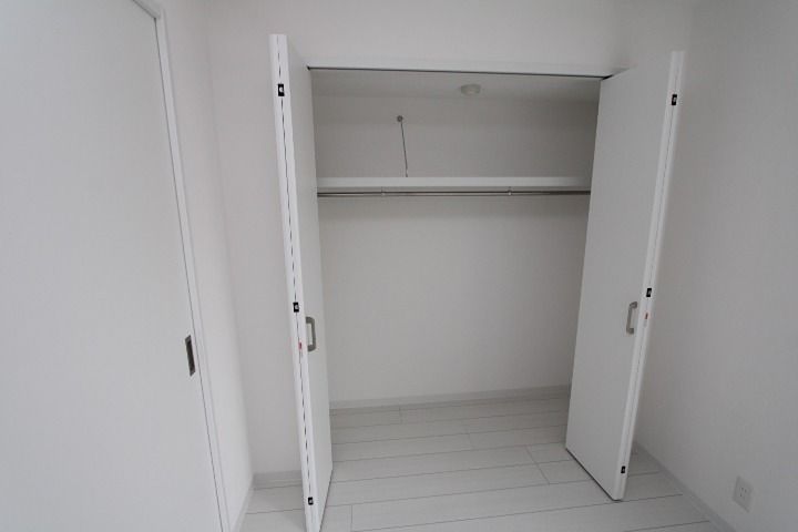 EIJU牧野駅前B 収納