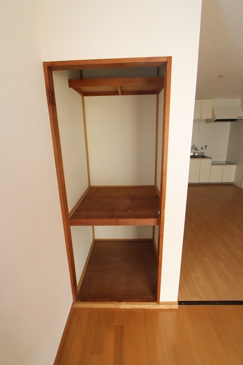 林ハイツ4号　戸建 収納