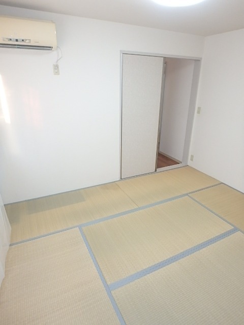 エクセル春日A ベッドルーム