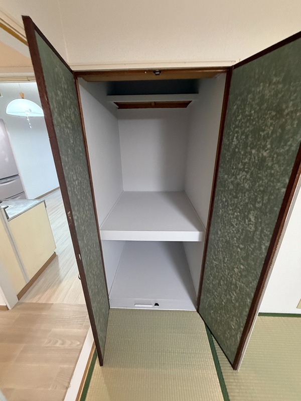 枚方ハイツ　３号棟　 収納