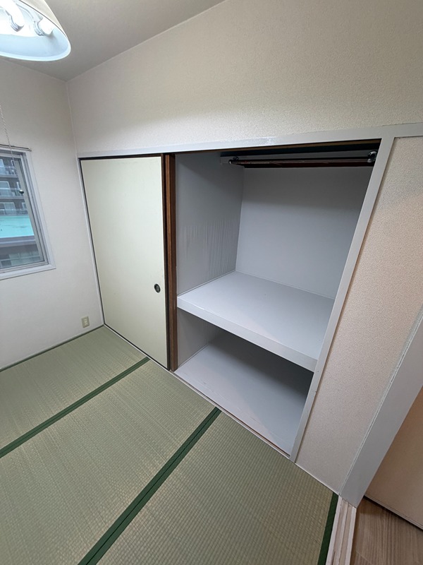 枚方ハイツ　３号棟　 収納