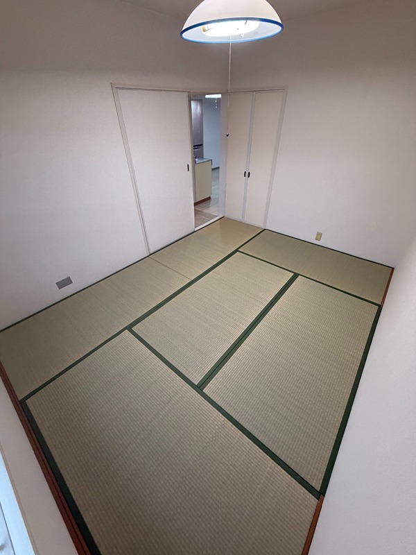 枚方ハイツ　３号棟　 ベッドルーム