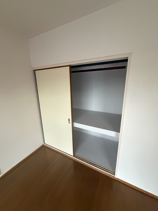 枚方ハイツ　３号棟　 収納