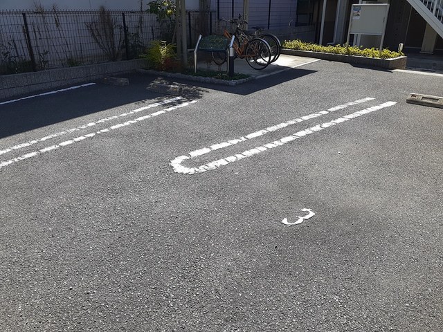 Ｔ－Ｏｒａｎｇｅ 駐車場