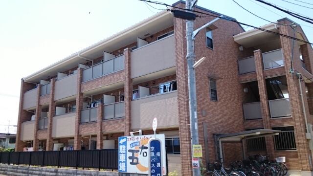 エストレージャ 外観