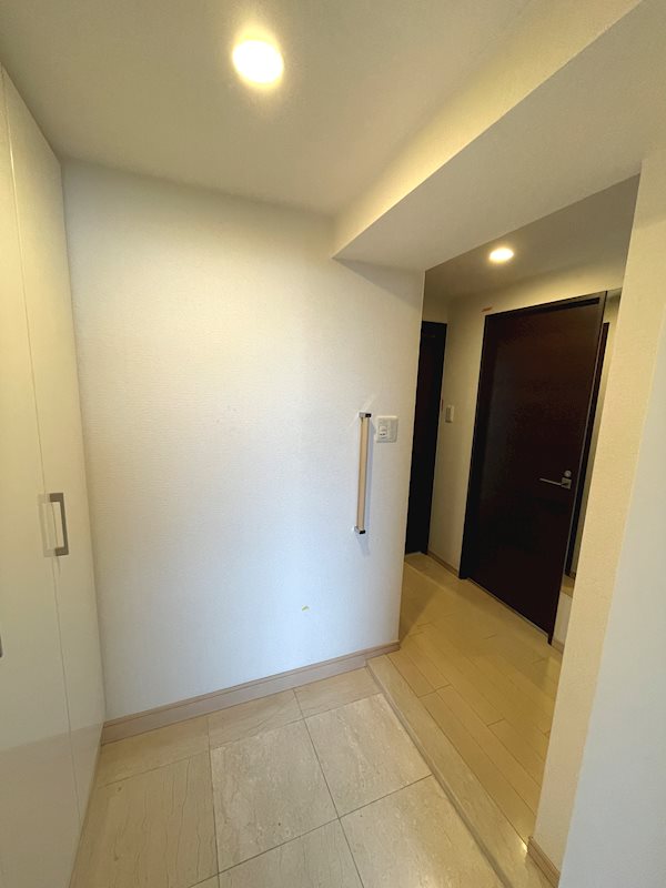 ライオンズマンション横濱元町キャナリシア 玄関