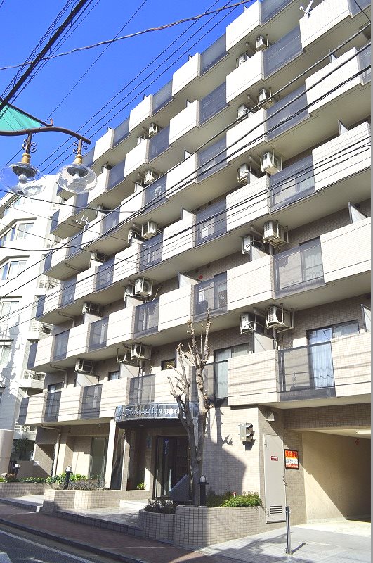 ライオンズマンション横浜反町 外観