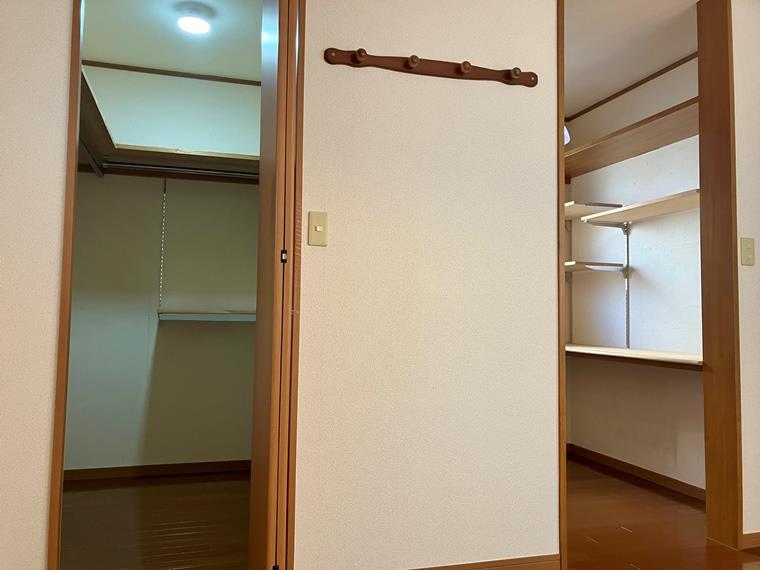楠町戸建 収納