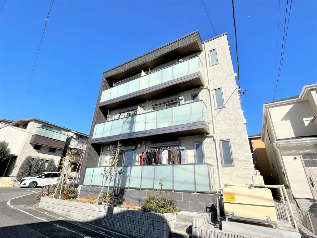 ルミエール戸塚 102号室 外観