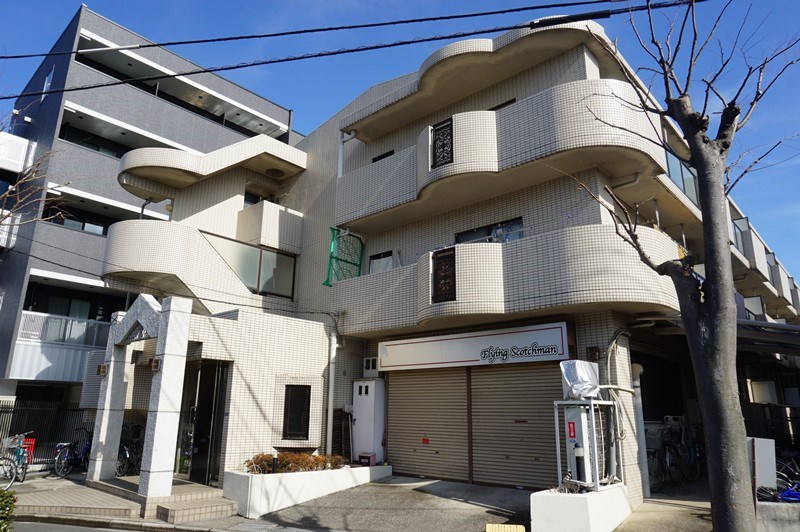 ヴィラエスティナ２番館 外観写真