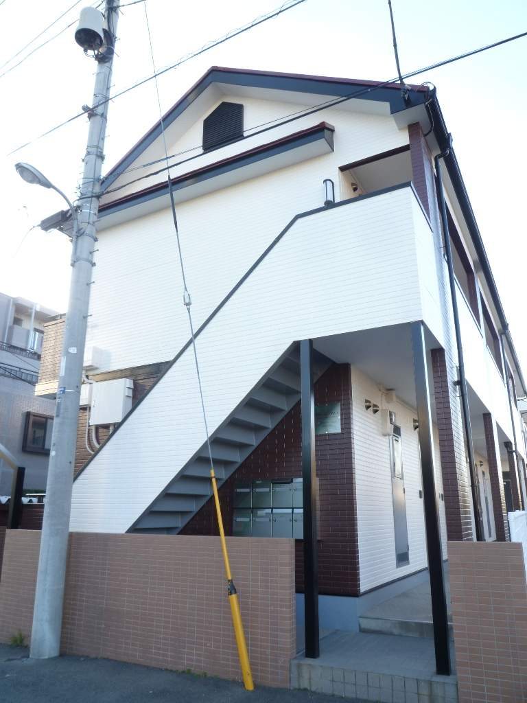 ２０００ミレニアムⅡ 201号室 外観