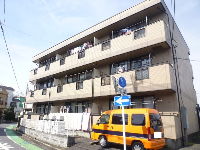 ベルメゾン鈴木 101号室 外観