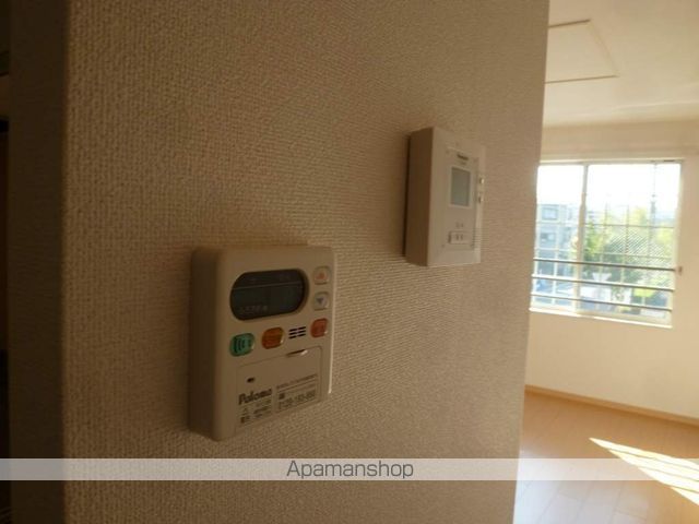 ウィステリア　フラット その他