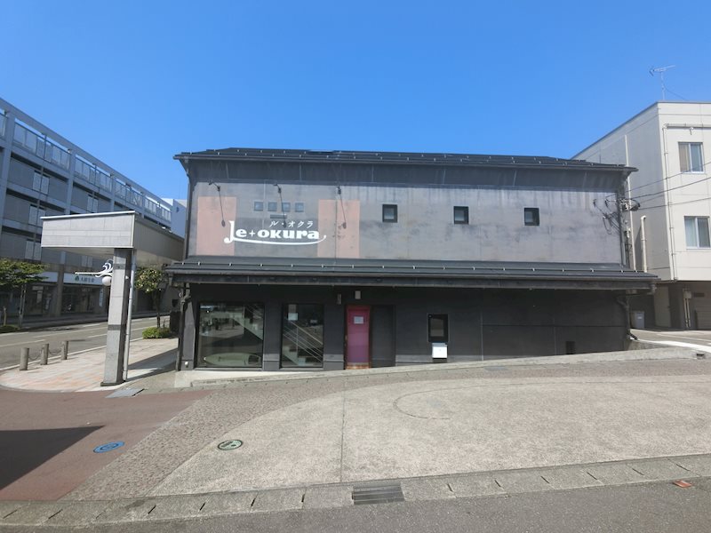 東本町1丁目1F空きテナント 外観