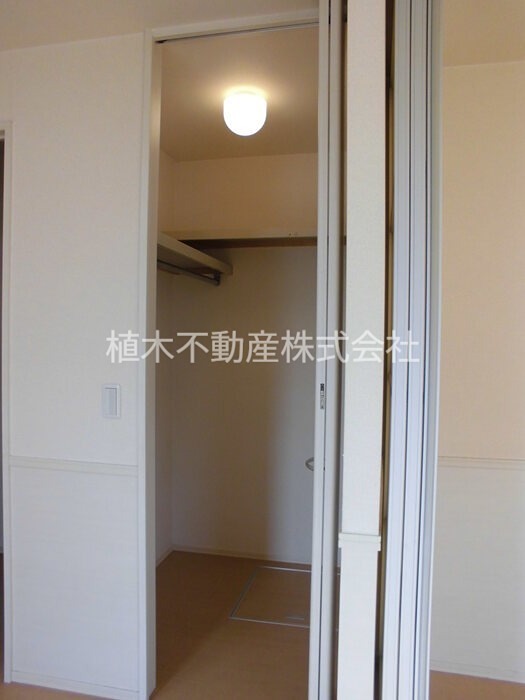 レジデンス クラインバンブス  収納