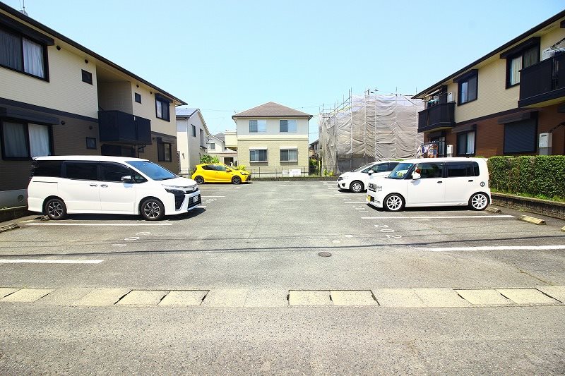 福岡県小郡市大崎800-5 駐車場