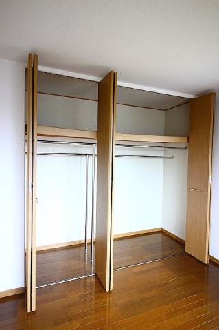 エスポワール南 収納