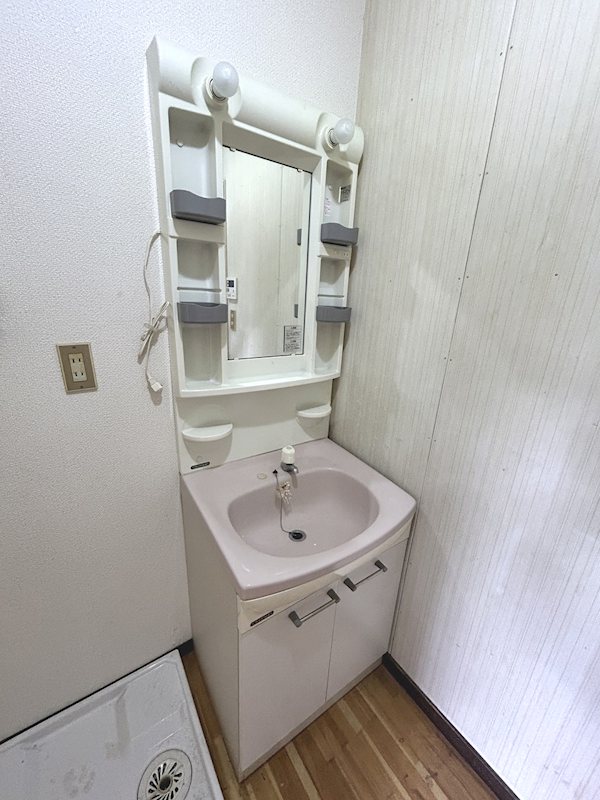 伊藤アパート 洗面所