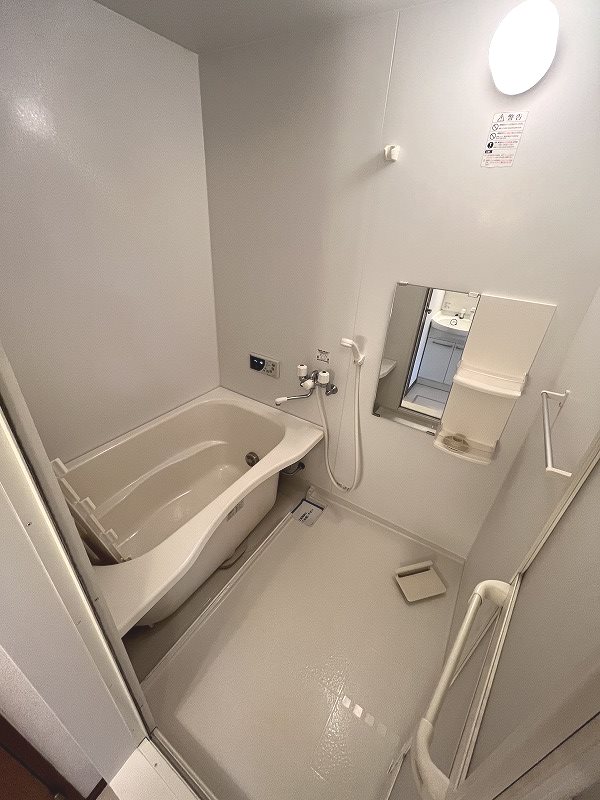 シャーメゾン本郷Ｂ 風呂画像