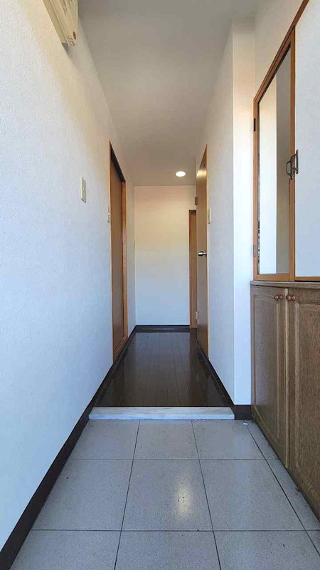 レガシー栄 玄関