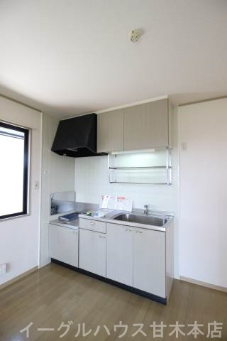 グランシャリオＣ棟 キッチン