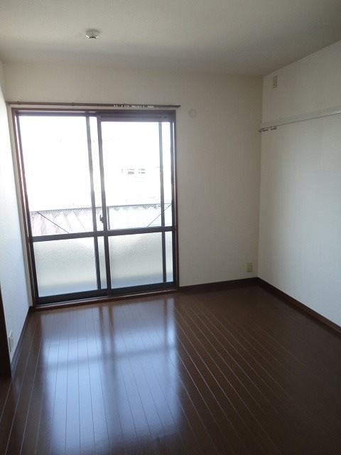アーナリ3番館 ベッドルーム